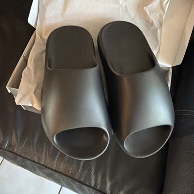 Yeezy YZY YS-02 Coal Black Slides Brand New Size 10