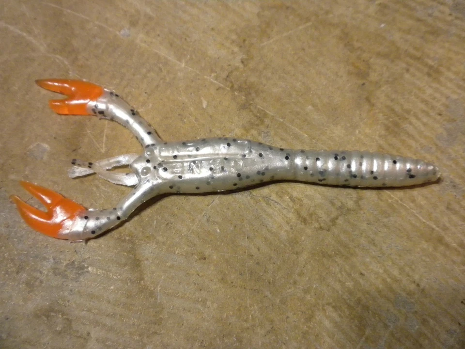 Vintage Loose Opened 20 Gene Larew Salt Craw Black Dot Speckled With Orange Claw - Image 2 of 4