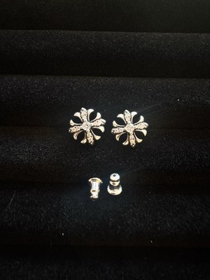 Sterling Silver Moissanite Stud Earrings - Metal Clasp