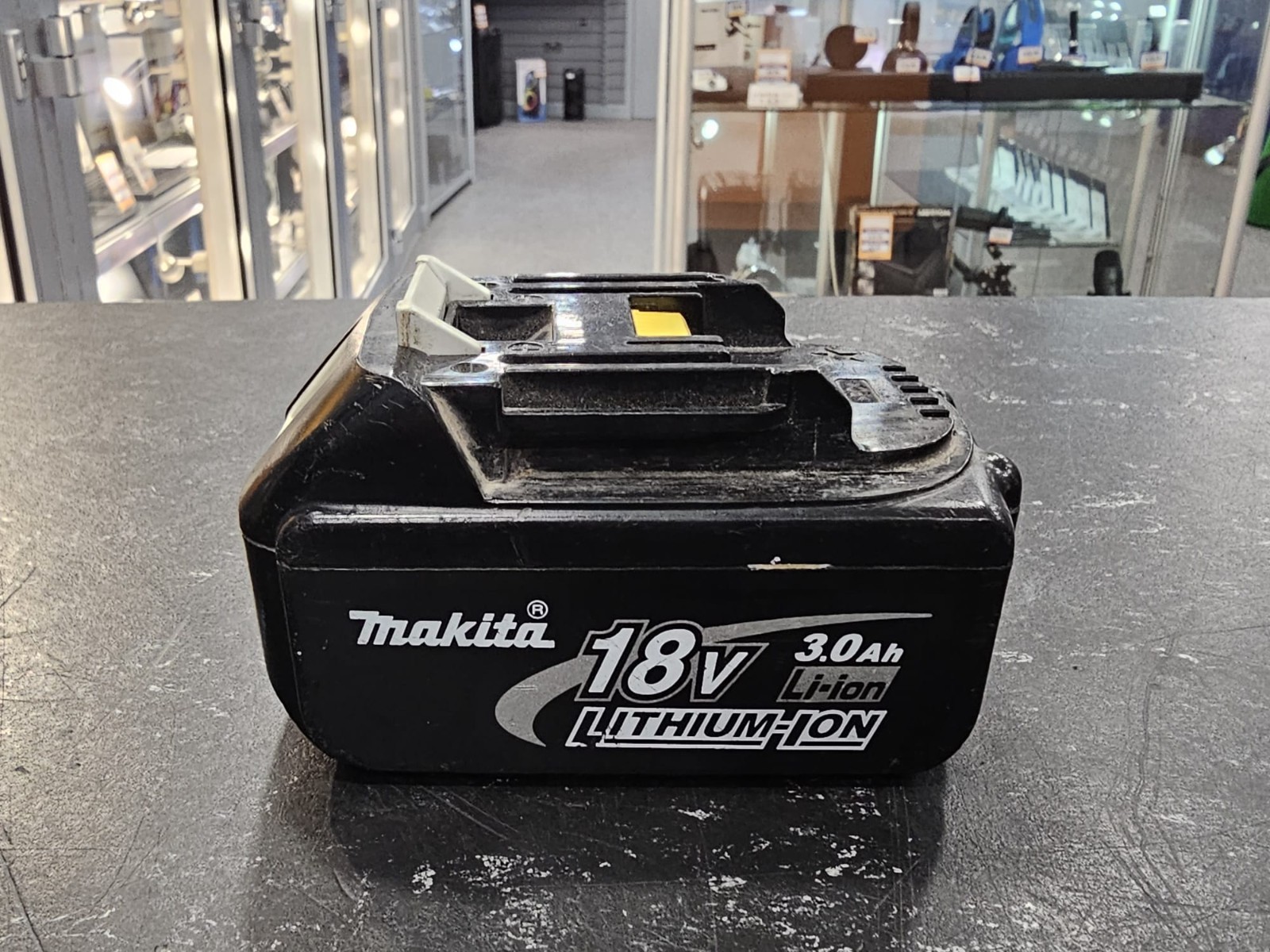 Makita BL1830B 18V LXT Li-Ion 3.0Ah Genuine Battery