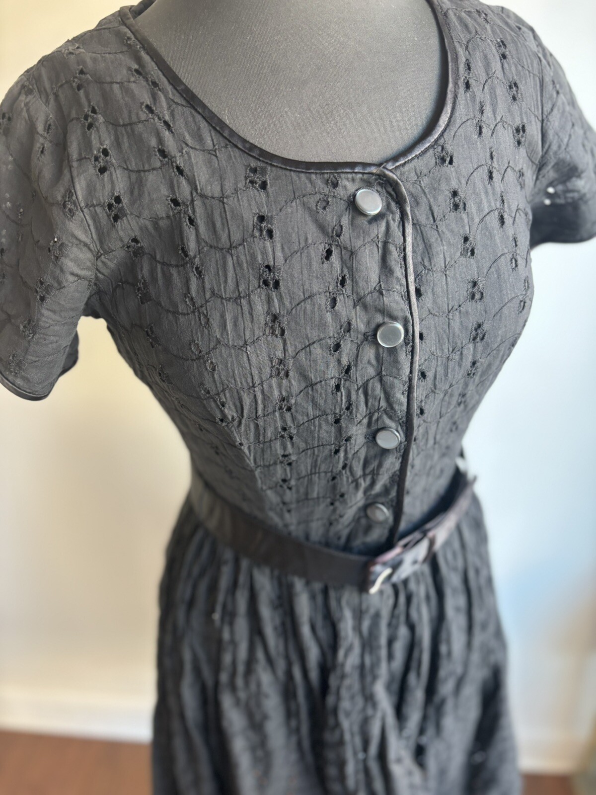 50s Black Cotton Eyelet Dress - image 5