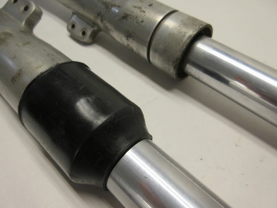 1972 OSSA MAR250 MAR 250 FRONT WHEEL FORKS 35MM - Image 3 of 4