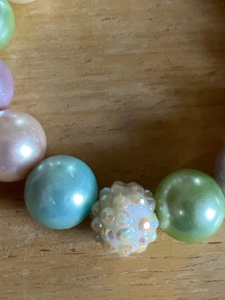 Pulsera elástica con cuentas de perlas pastel evento de regalo único Foto 2 de 4