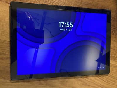 Surface Pro 6 + viel Zubehör  | i5 256GB SSD 8GB RAM Win 11 | Akku 83% Kapazität