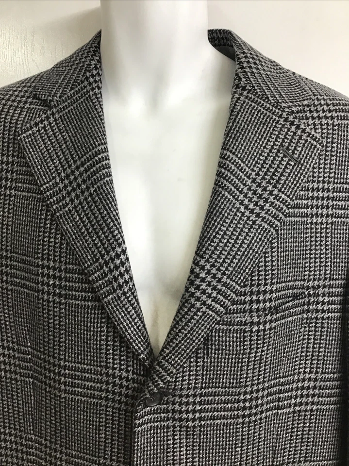 Chaqueta Cesare Attolini Negra Y Gris Cuadros Cachemira 3 Botones Talla 54R/44 Foto 2 de 4