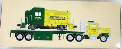 2002 Taylor Made Trucks TMT TOY TRUCK COLLECTOR W/ DIESEL LOCOMOTIVE FLATBED