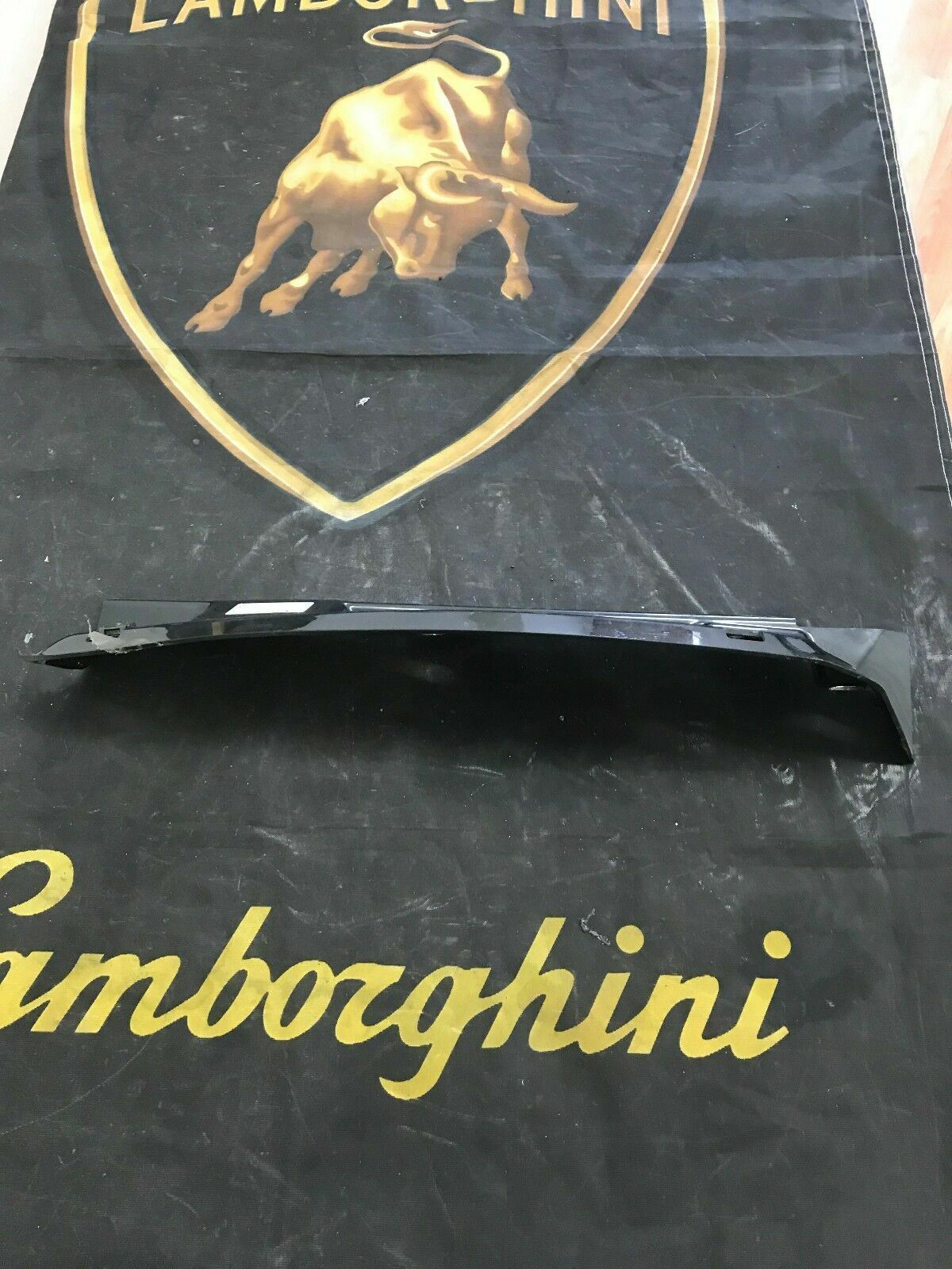 LAMBORGHINI GALLARDO LP560 REAR LEFT SIDE FENDER JAM INSERT PART OEM 400821179D