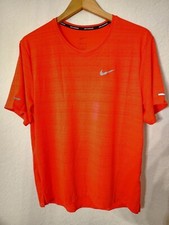 Nike Men's Dri-FIT Miler Size Med / T-Shirt Bright Crimson CU5992-635 . Nwt