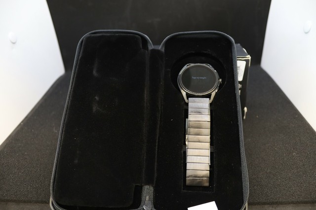 art5007 black smartwatch