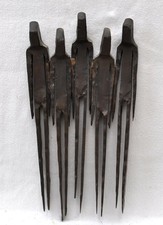 Scultura da parete moderna bronzo maestro di montagna fabbro artistico 5 uomini firmata