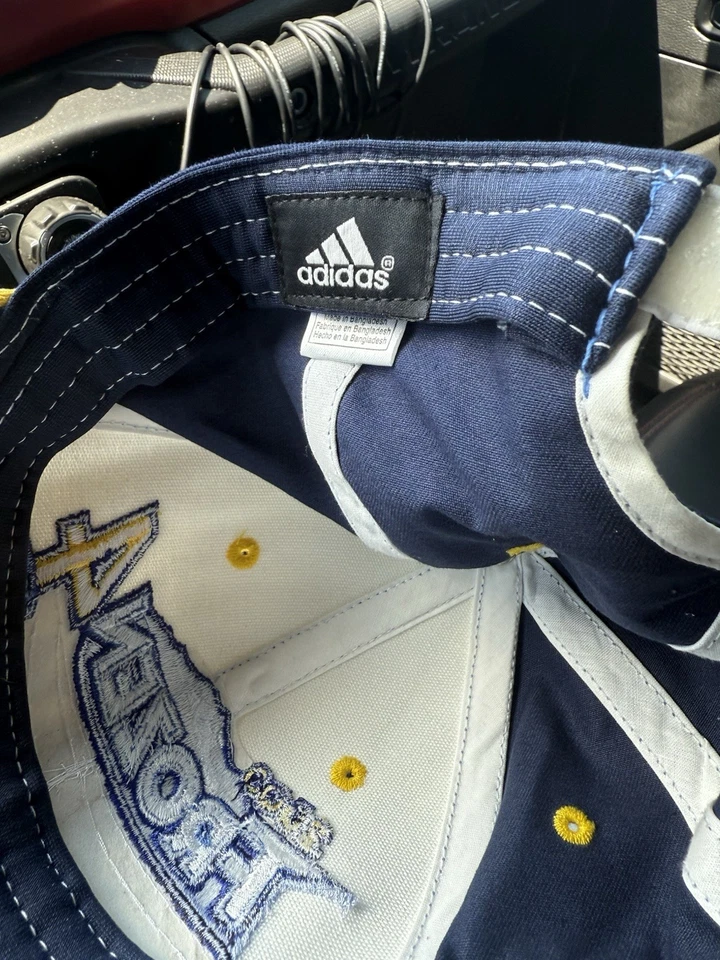 Sombrero de hockey universitario Frozen Four 2008 de colección Foto 3 de 3