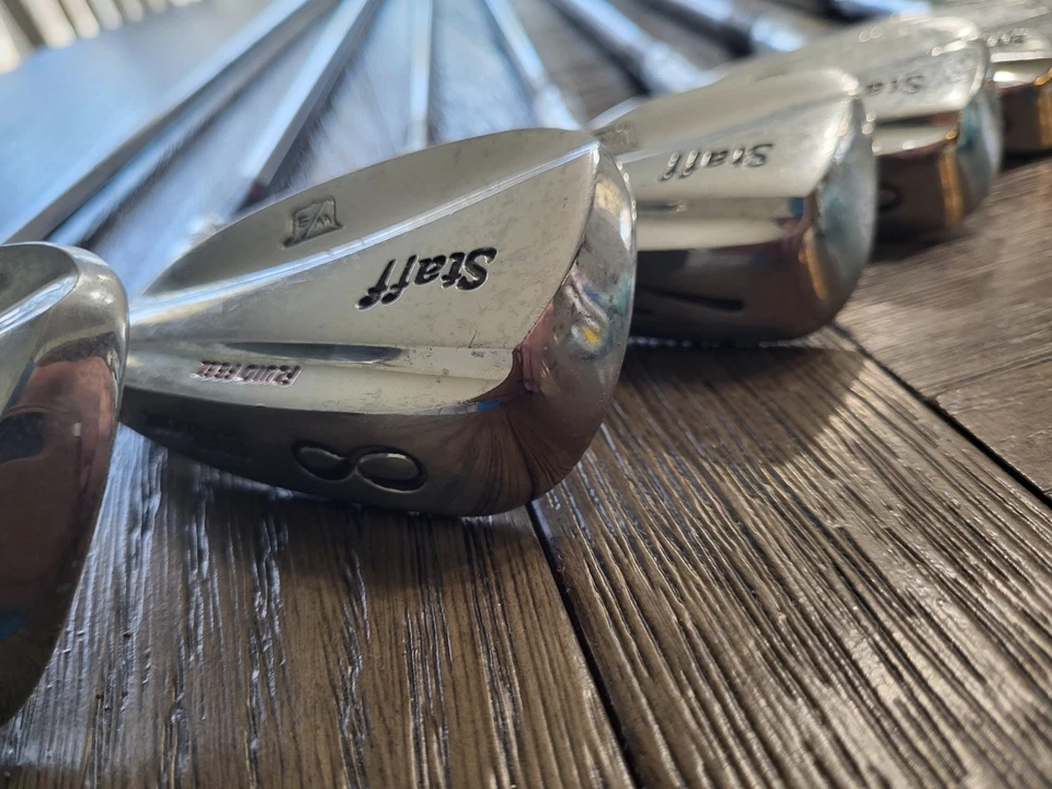 Rare Vintage Wilson Staff Tour Blades Fluid Feel Iron Set Of 9 Blade Set - Image 4 of 4