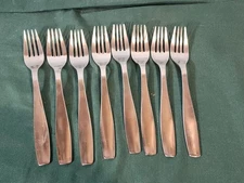 Gourmet Settings, Non-Stop Dinner Forks, 7 3/4" long, Set of 8, NICE!