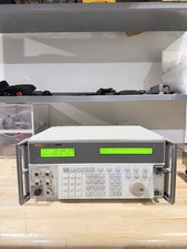 FLUKE 5820A OSCILLOSCOPE CALIBRATOR W/ 5 CHANNEL OPTION (FREE SHIPPING)