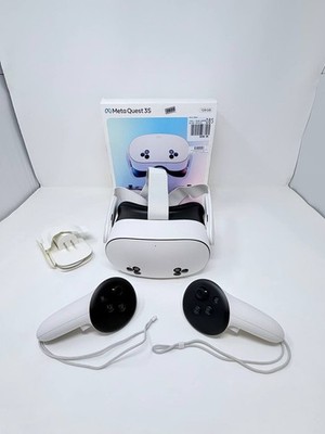 Meta Quest 3S 128GB Standalone All-in-One VR Headset P97 *GREAT CONDITION*