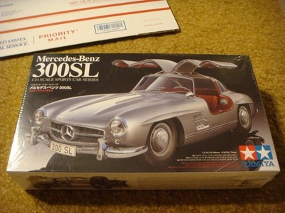 Tamiya Mazda Mercedes Benz 300SL 24338-4200 1/24 Scale Model Kit