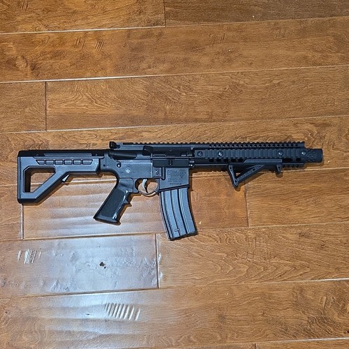 Electric Airsoft Rifle Adjustable Stock Picatinny Rail Polymer High-Capacity Mag