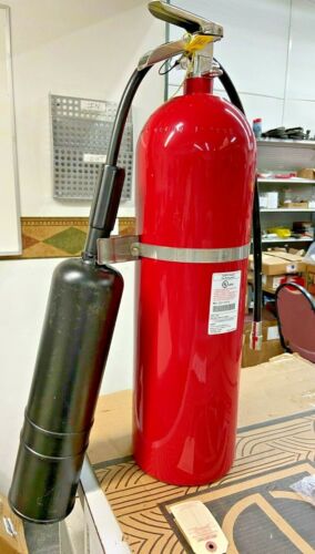Kidde Pro 15-CDM Carbon Dioxide Fire Extinguisher NEW FREE SHIPPING 