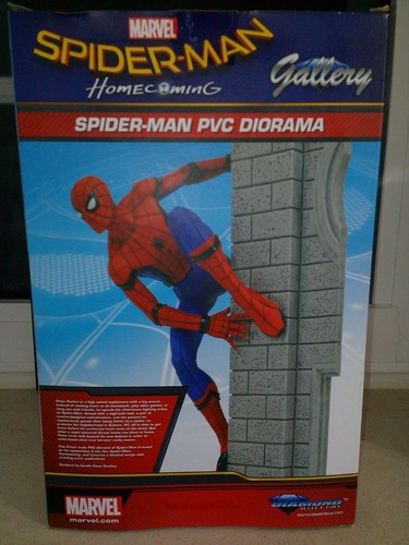 Spider-Man PVC Diorama Spider-Man Ritorno a casa diamante Seleziona Marvel Gallery 2017 - Foto 3 di 8