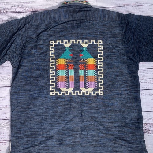Vintage Guatemalan Handwoven Embroidered Aztec Quetzal Bird Shirt Folk Art - Picture 4 of 6