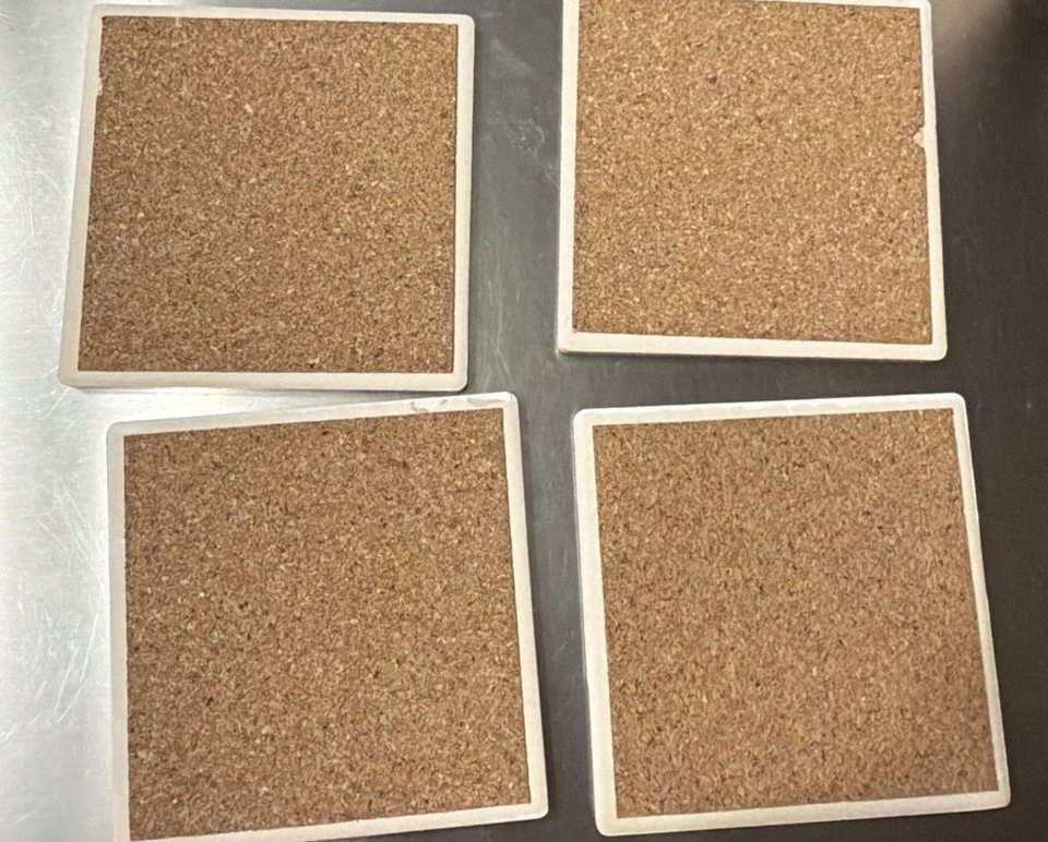 Juego de 4 posavasos de cerámica Chad Barrett con respaldo de corcho aves de invierno vacaciones Foto 2 de 4