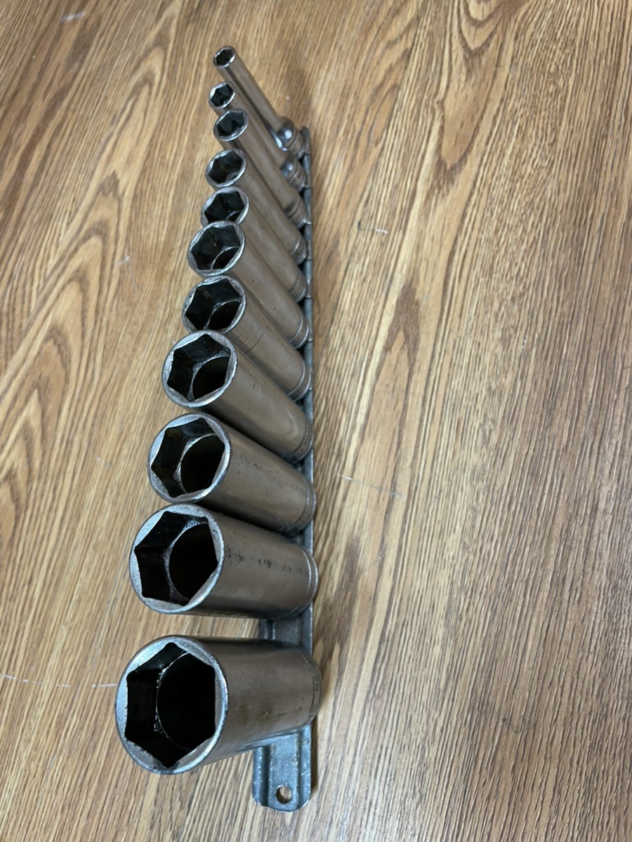 Picture 4 of 4