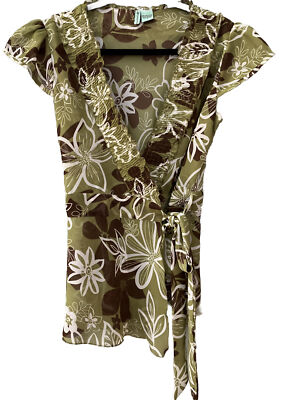 Love Potion Apparel Floral Green  Top Size Small