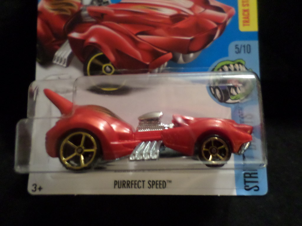 HW HOT WHEELS 2017 HW STREET BEASTS #5/10 PURRFECT SPEED RED  HOTWHEELS VHTF