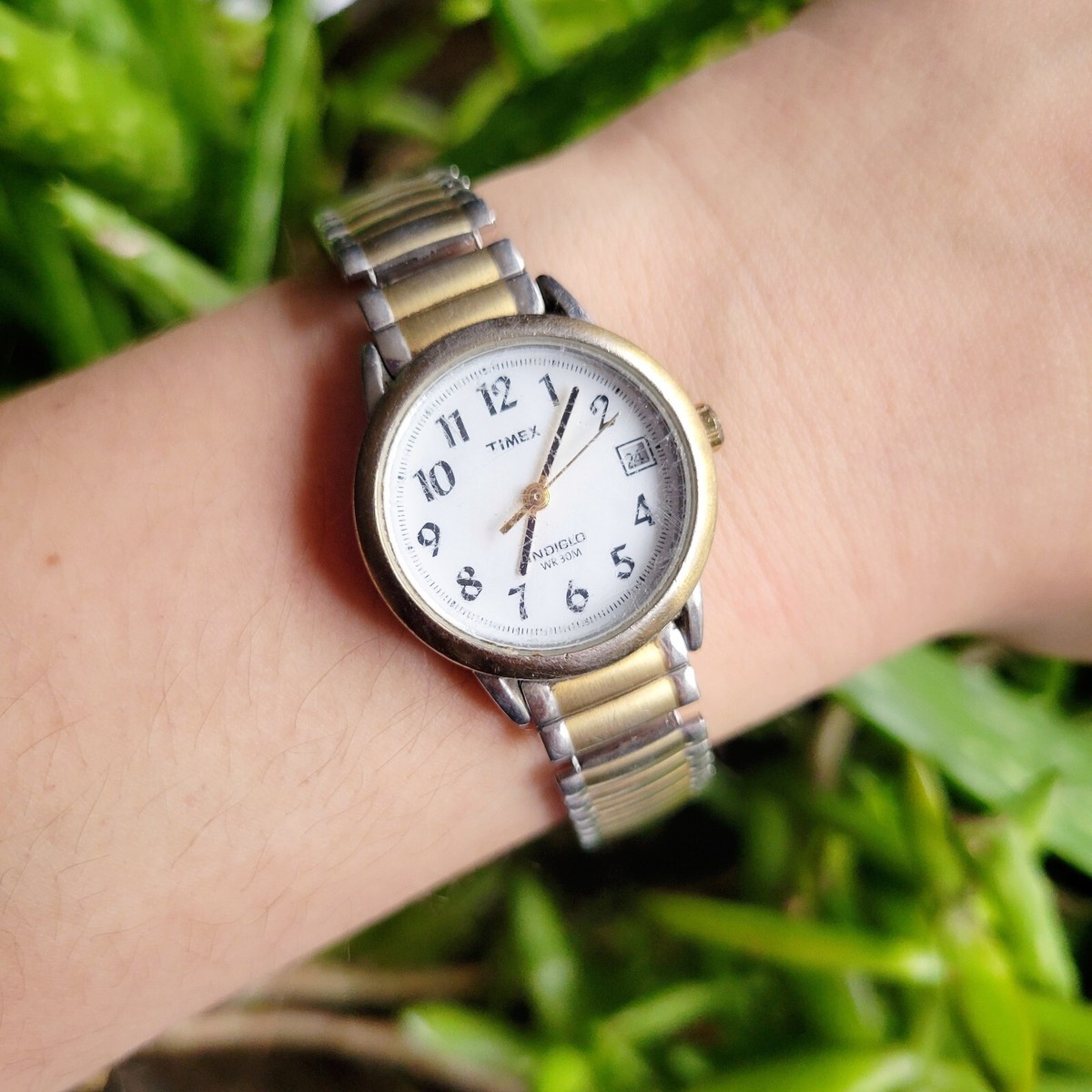Vintage Timex Calendar Indiglo Stretch Watch | eBay display picture 1