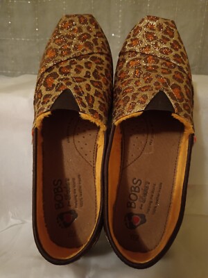 Bob's Skechers Size 9W Giraffe Print Shoes/ Leather Insole Slip on WOW BLING 