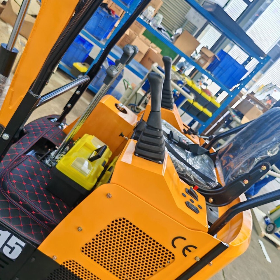 1 5ton Operate Weight Mini Hydraulic Excavator With Pilot Operation EBay 1-5ton-operate-weight-mini-hydraulic-excavator-with-pilot-operation-ebay