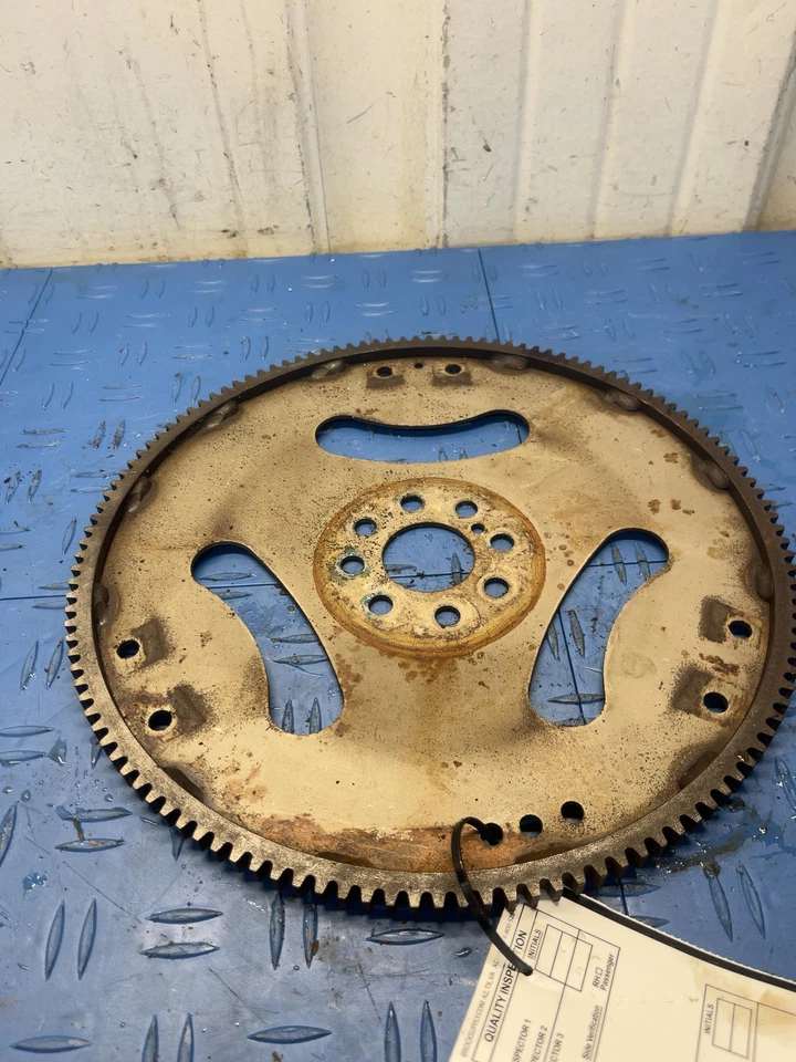 Volante Dodge Challenger 11-23 a 3,6 l Foto 2 de 4