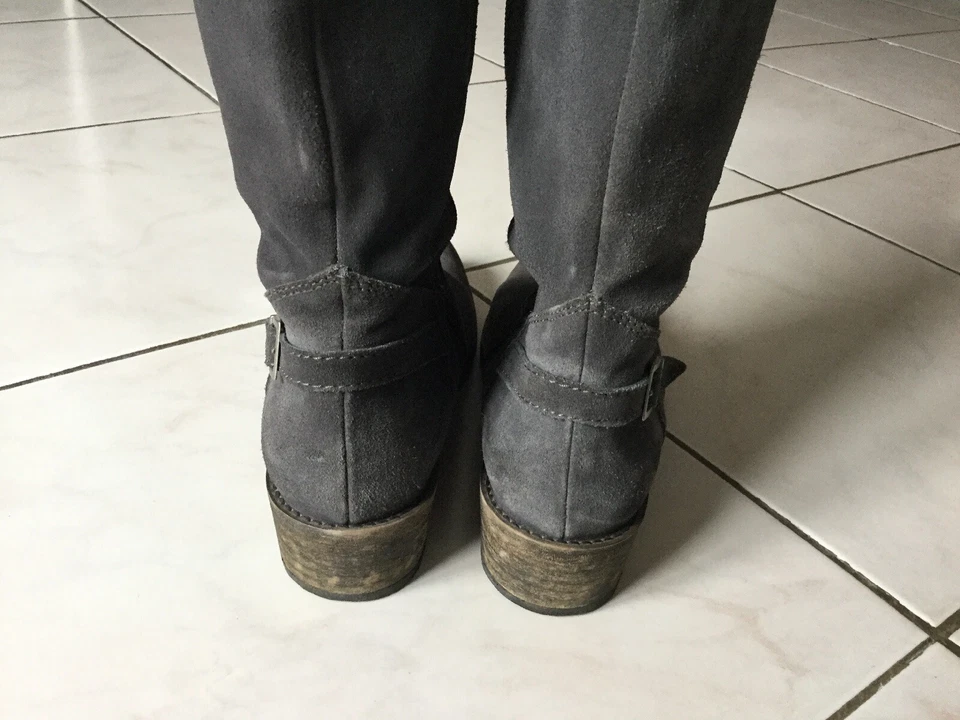 Bottes REQINS pointure 39 cuir daim gris très bon état - Photo 4/4