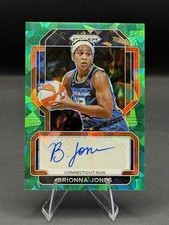 Brionna Jones Auto Green Cracked Ice ๐ 2022 Panini Prizm WNBA Connecticut Sun