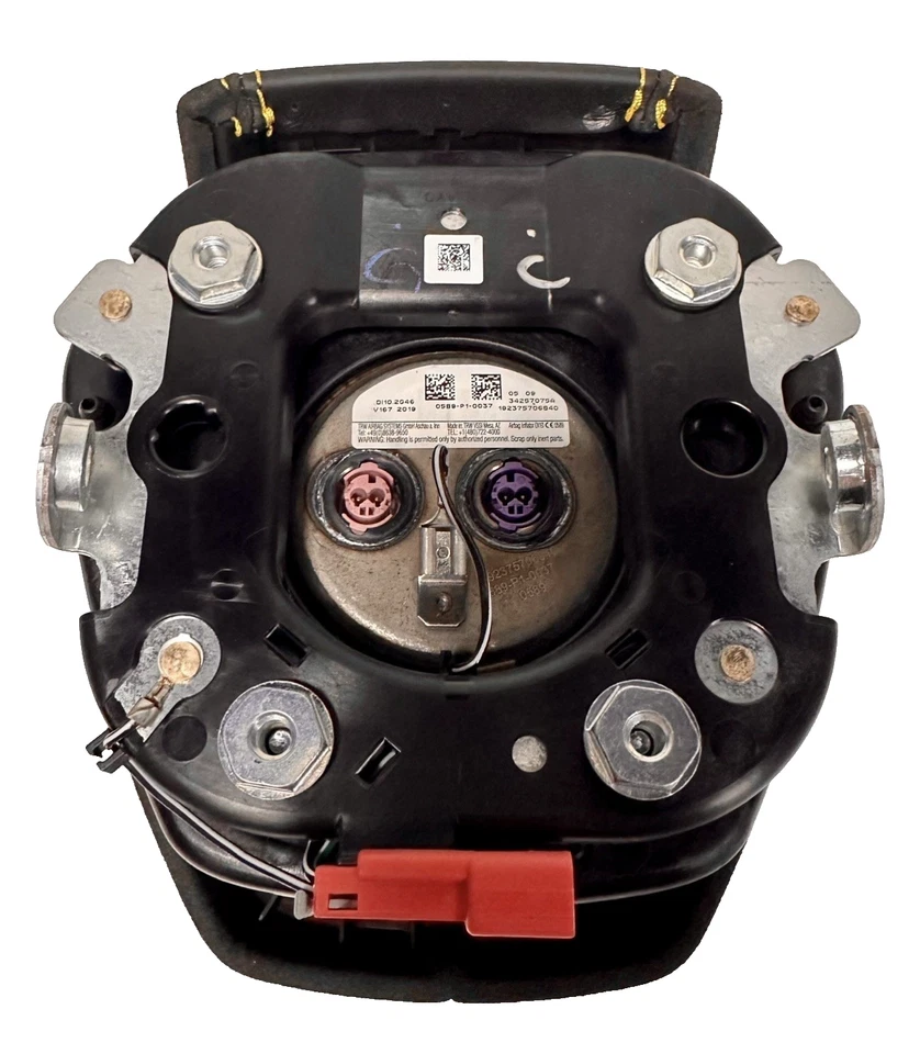 Chevrolet Corvette 2020-2024 airbag rueda del conductor OEM negro con costuras amarillas Foto 2 de 2