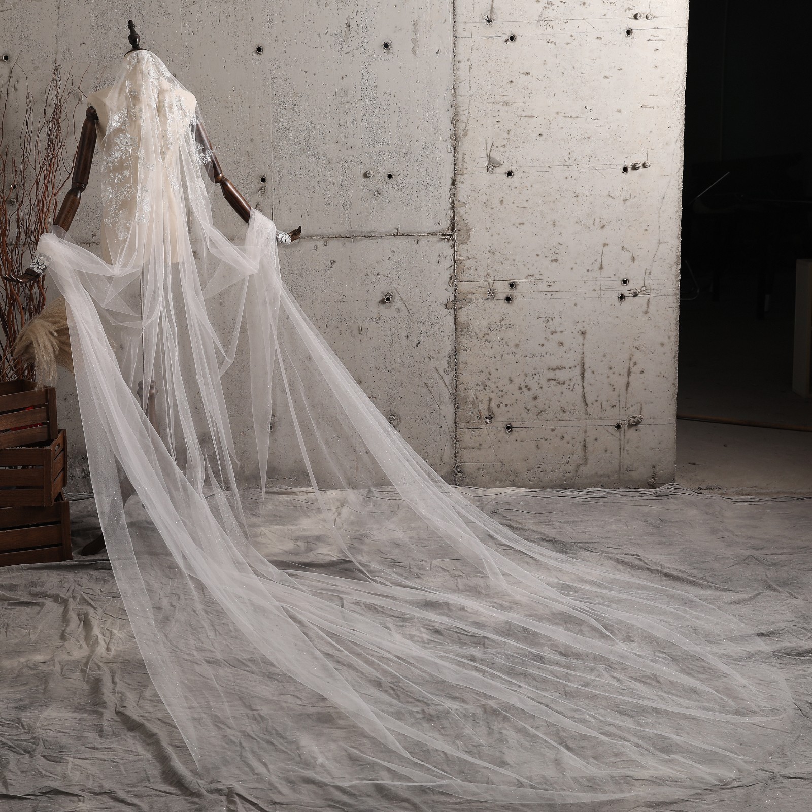 Wedding Veil with Sleeves Tulle Bridal Veil Floral Bridal Veil thumbnail 3