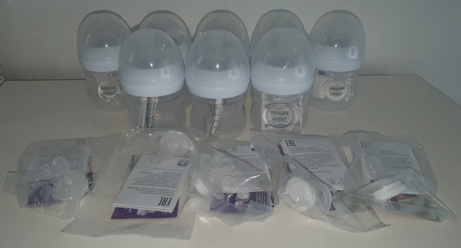 8x PHILIPS Avent Natural Response Baby Bottle 125ml 5x Ultra Start Soother 0-2m