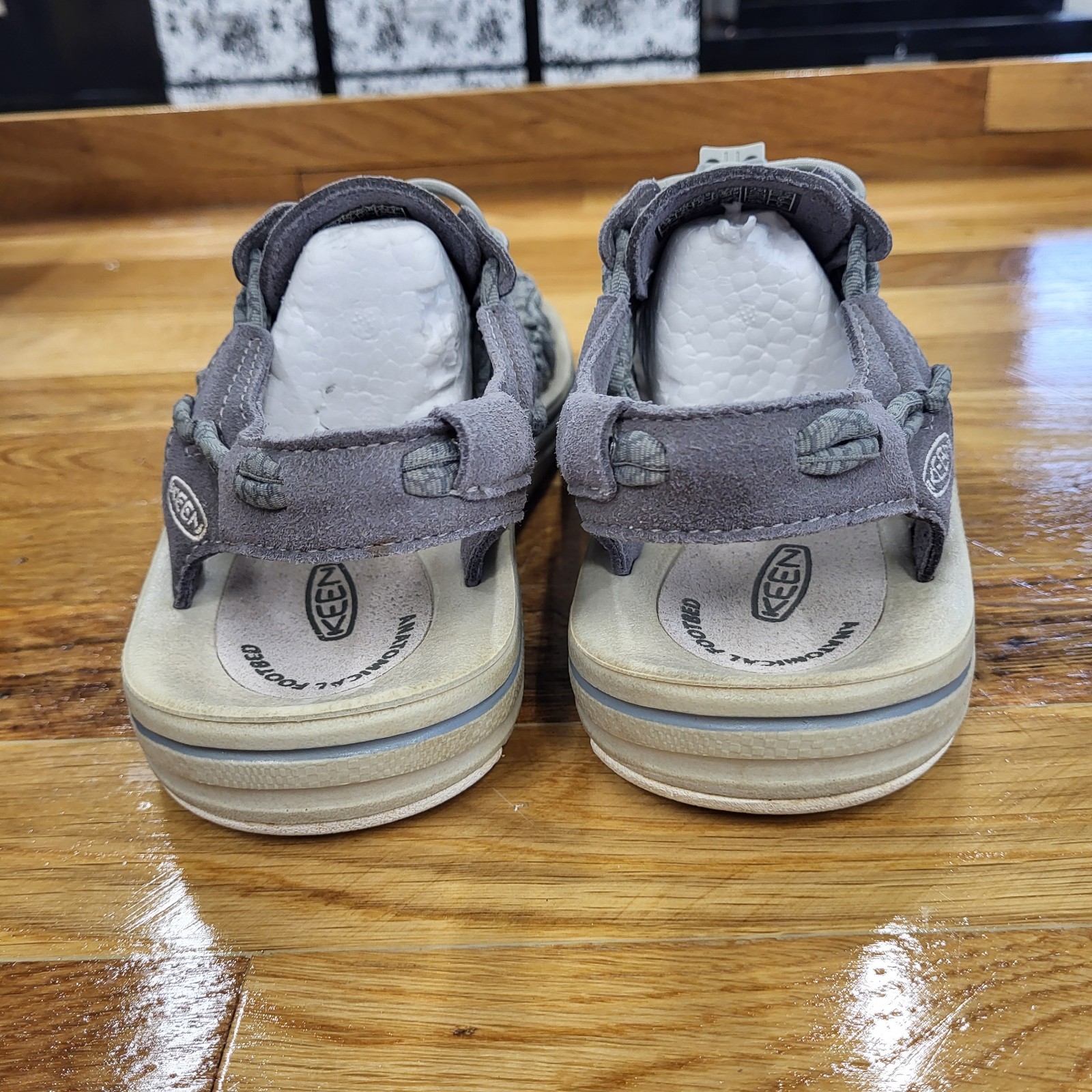 Sandali Keen Uneek Pescatore Bungie Elasticizzati Donna Taglia 8 5 Uomo 7 Plaza Taupe