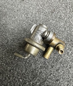 OEM Mercury 150 EFI Fuel Pressure Regulator 8140122