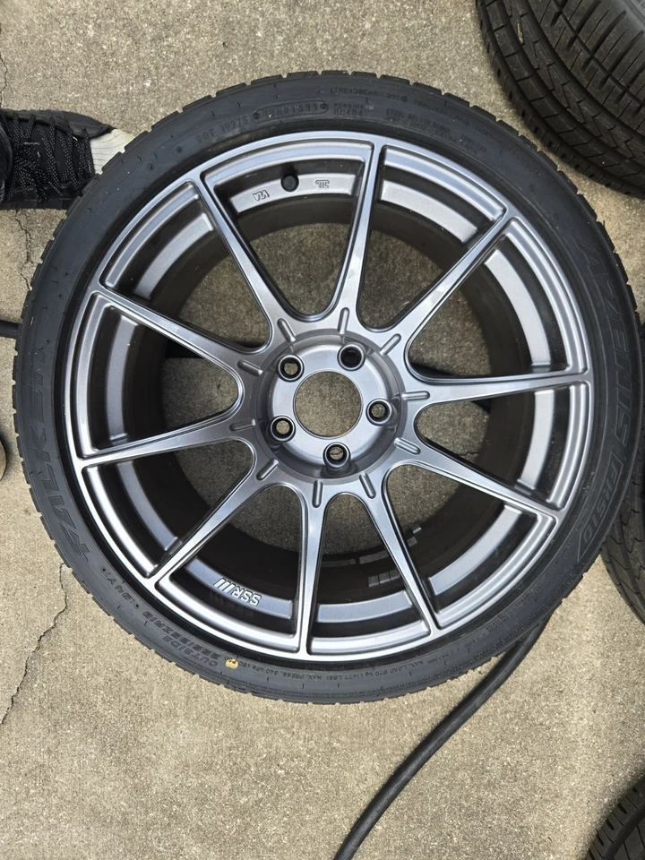 Juego de ruedas SSR GTX01 18 pulgadas +22 desplazamiento 5x1143 patrón de pernos con neumáticos 255/35 18 Foto 3 de 4
