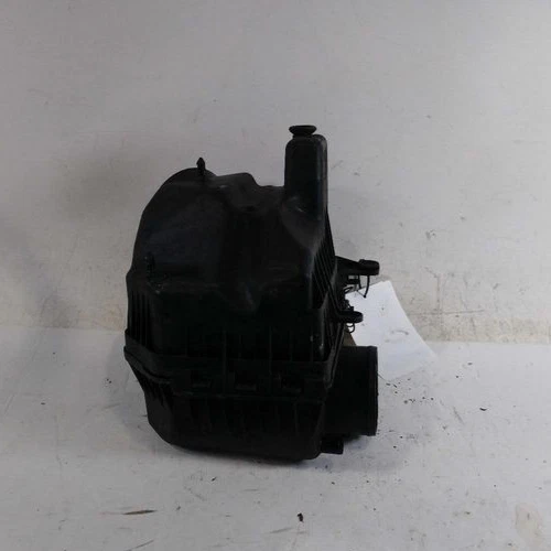 2011-2020 Dodge Grand Caravan Air Cleaner Box Assembly 04861729AB OEM Unit - Image 2 of 4