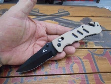 Flissa Rescue Pocket Knife Axis Lock Combo Edge Blade