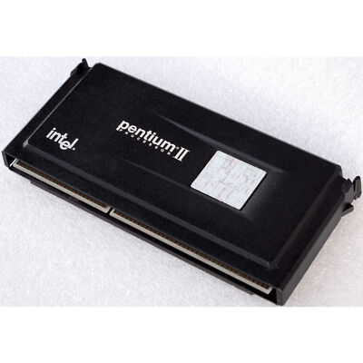 VINTAGE RETRO INTEL PENTIUM II 2 SL2HC CPU 266MHZ 512KB CACHE NO COOLER M209