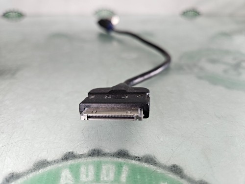 AUDI IHPONE IPOD ADAPTER CABLE OEM - Picture 8 of 9