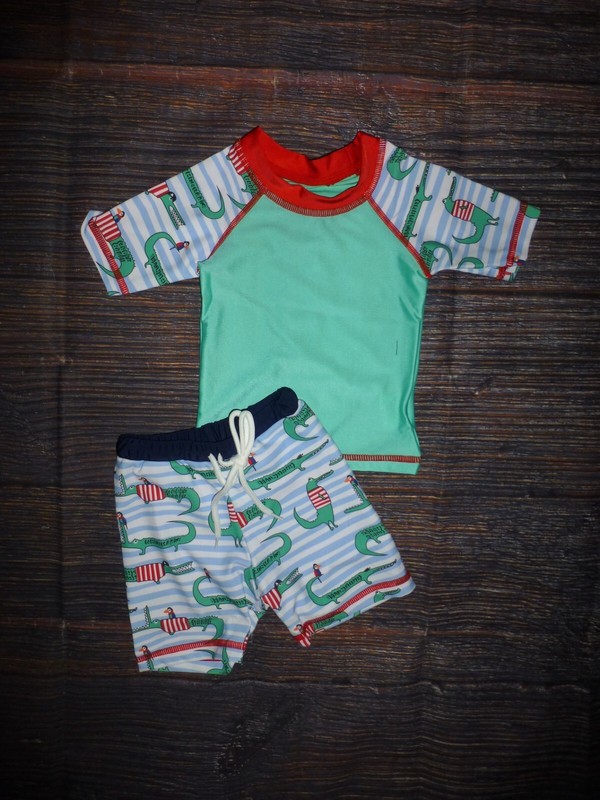 NEW Baby Boys Boutique Alligator Rashguard &Trunks Swimsuit 6-12 Months