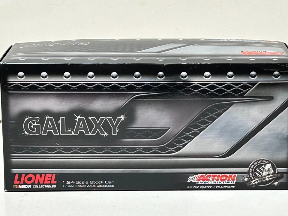Lionel Galaxy Jimmie Johnson 2012 Chevy Impala Madagascar 3, 1 0f 248 Foto 2 de 4