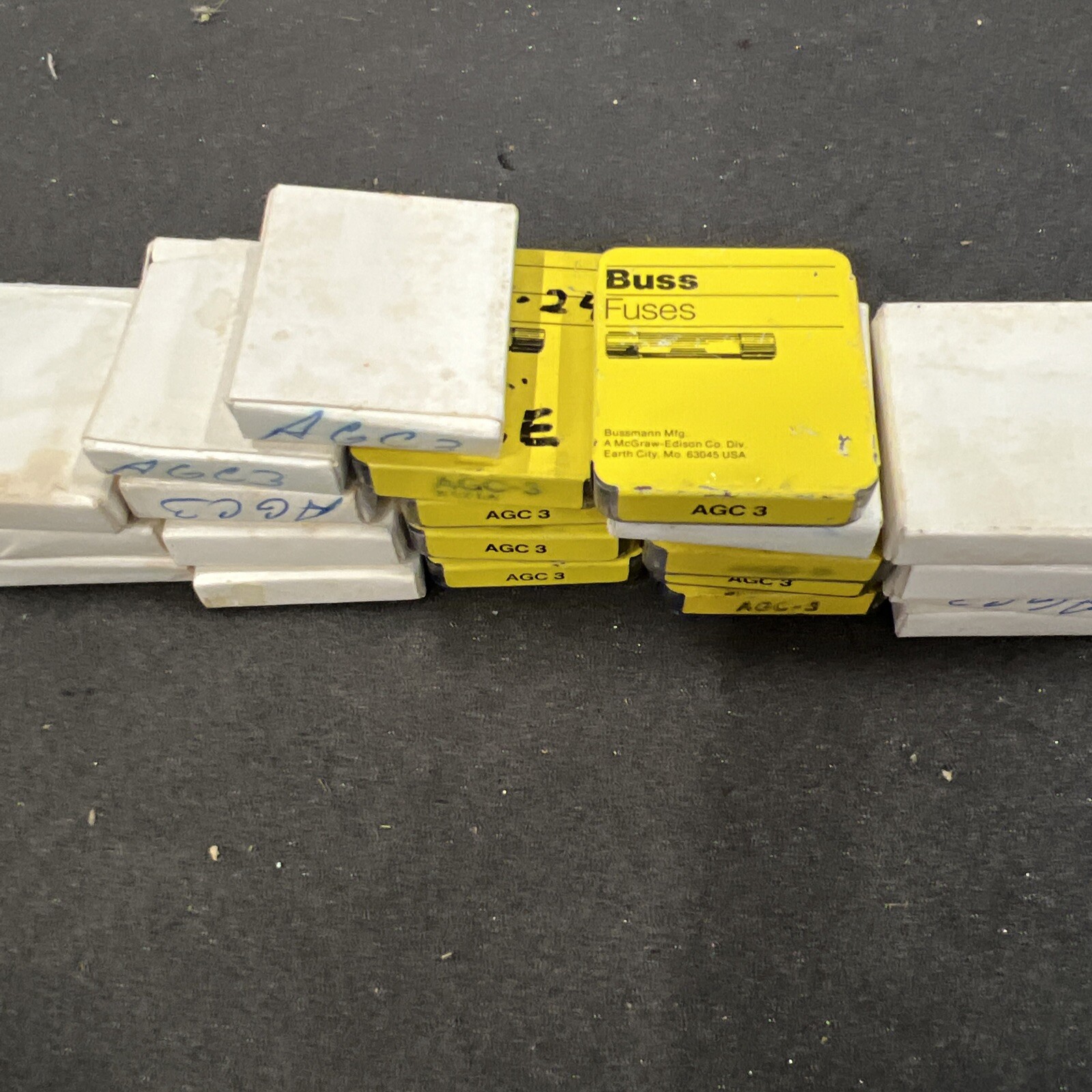 5x Fusibles Bussmann AGC 3A 250V Rapides - En Verre, 6x30mm