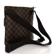Louis Vuitton Damier Messenger Bags for Women for sale | eBay Louis Vuitton Damier Messenger Bags for Women for sale | eBay