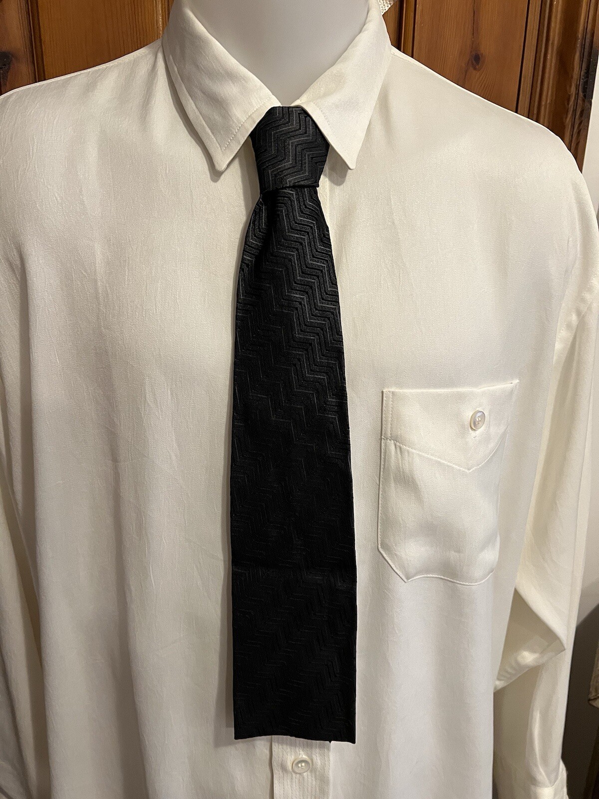 Picture 2 of 6