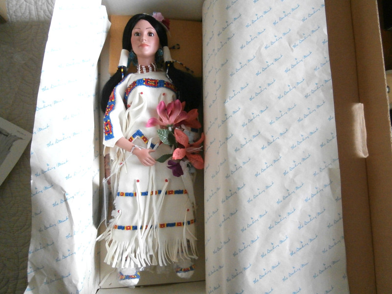 Danbury Mint "MORNING SONG" Native American Bride Doll 16" #C2639 Box Judy Belle